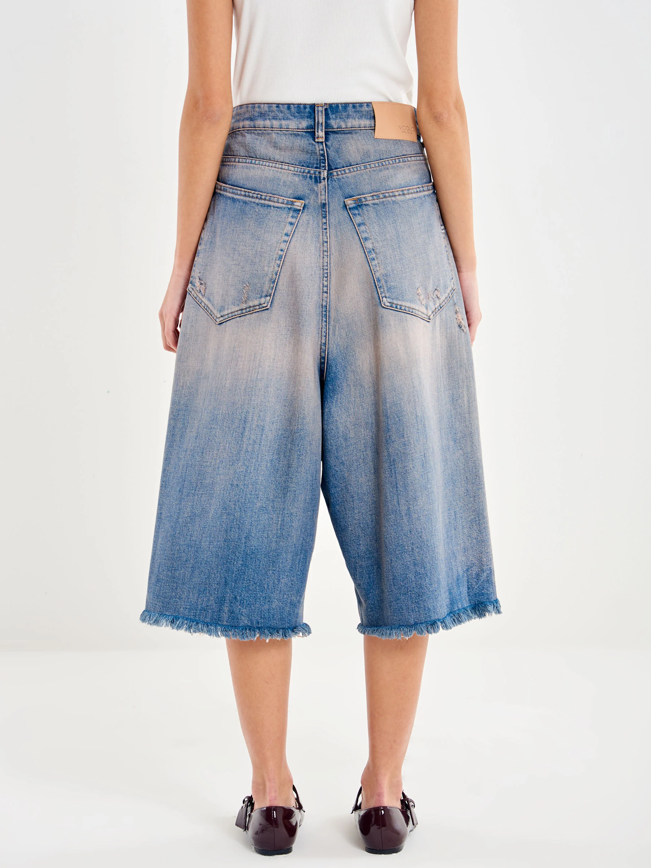 Bermuda in Denim Lavaggio rosa - Image 3