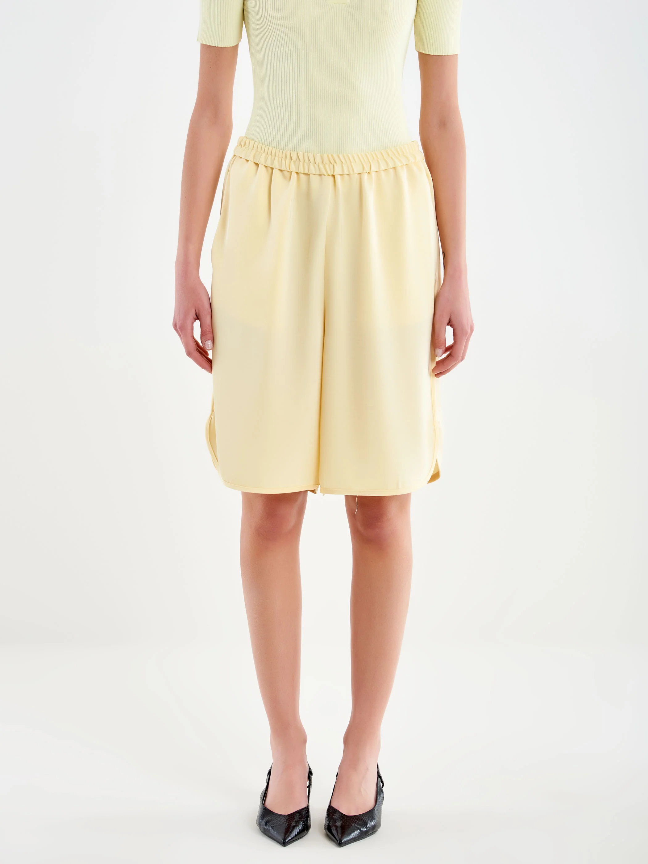 Bermuda Satin - Image 2