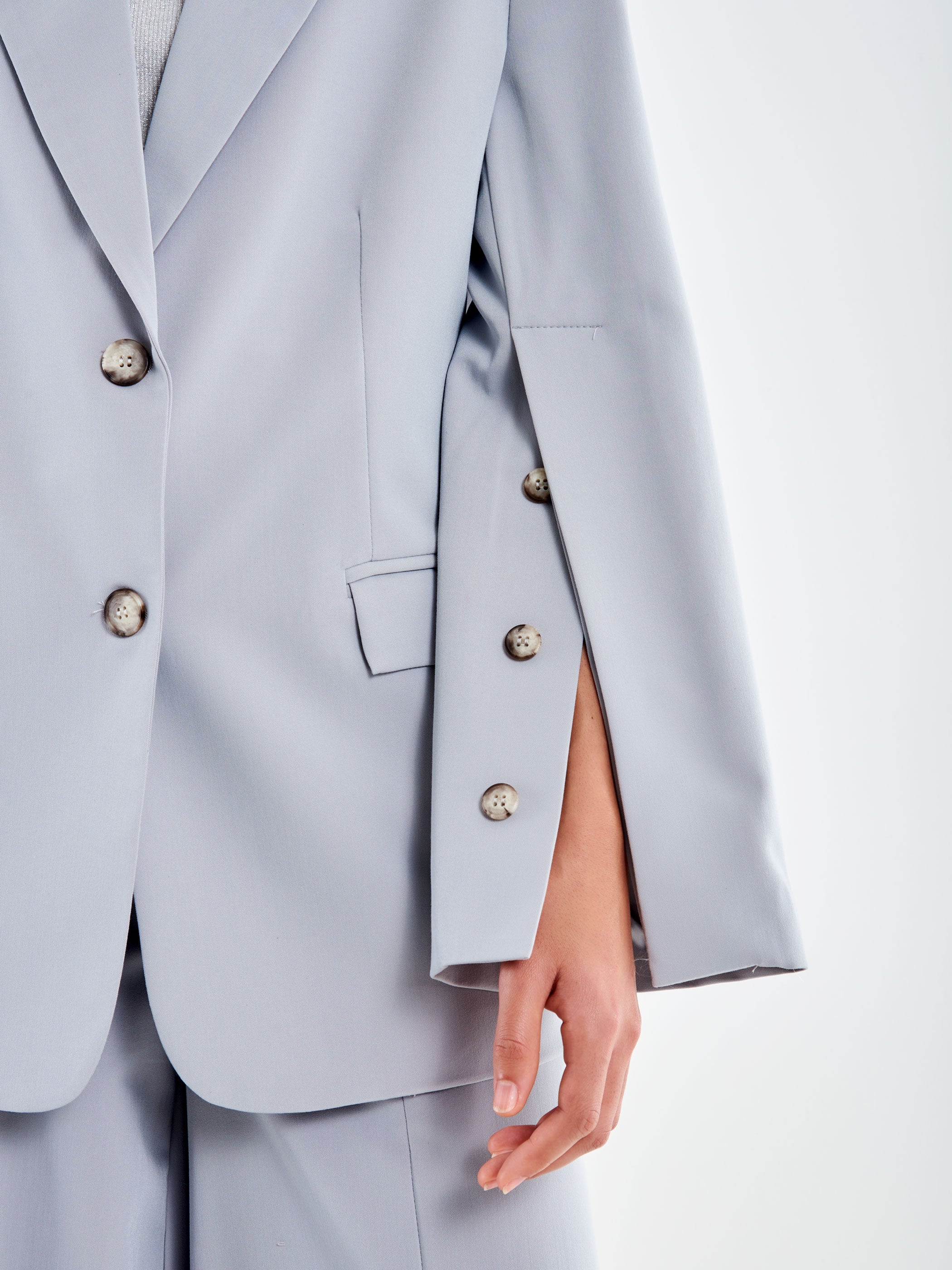 Blazer con Spacchi sulle Maniche - Image 2