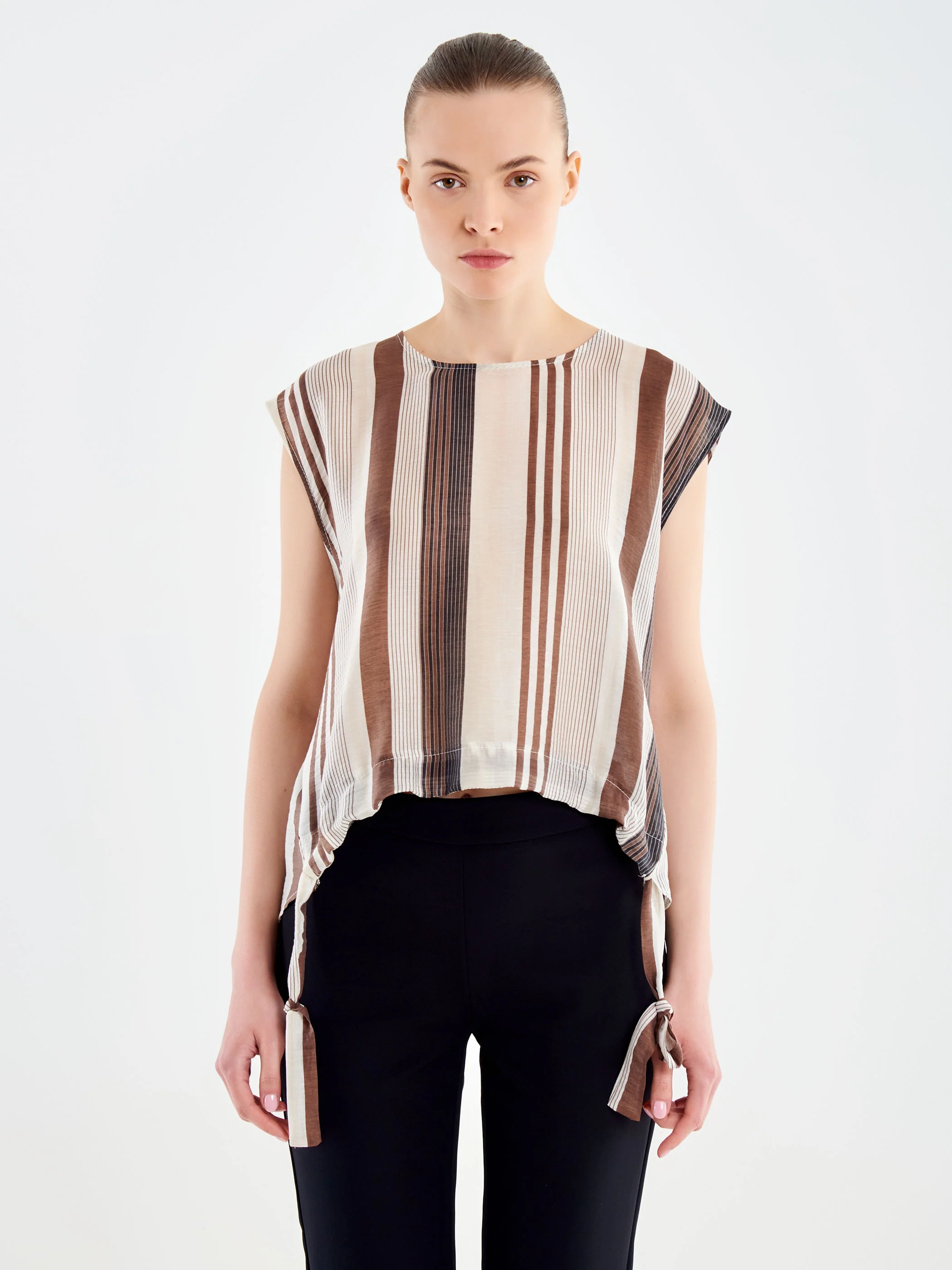 Blusa a Righe con Coulisse sul Fondo - Image 2
