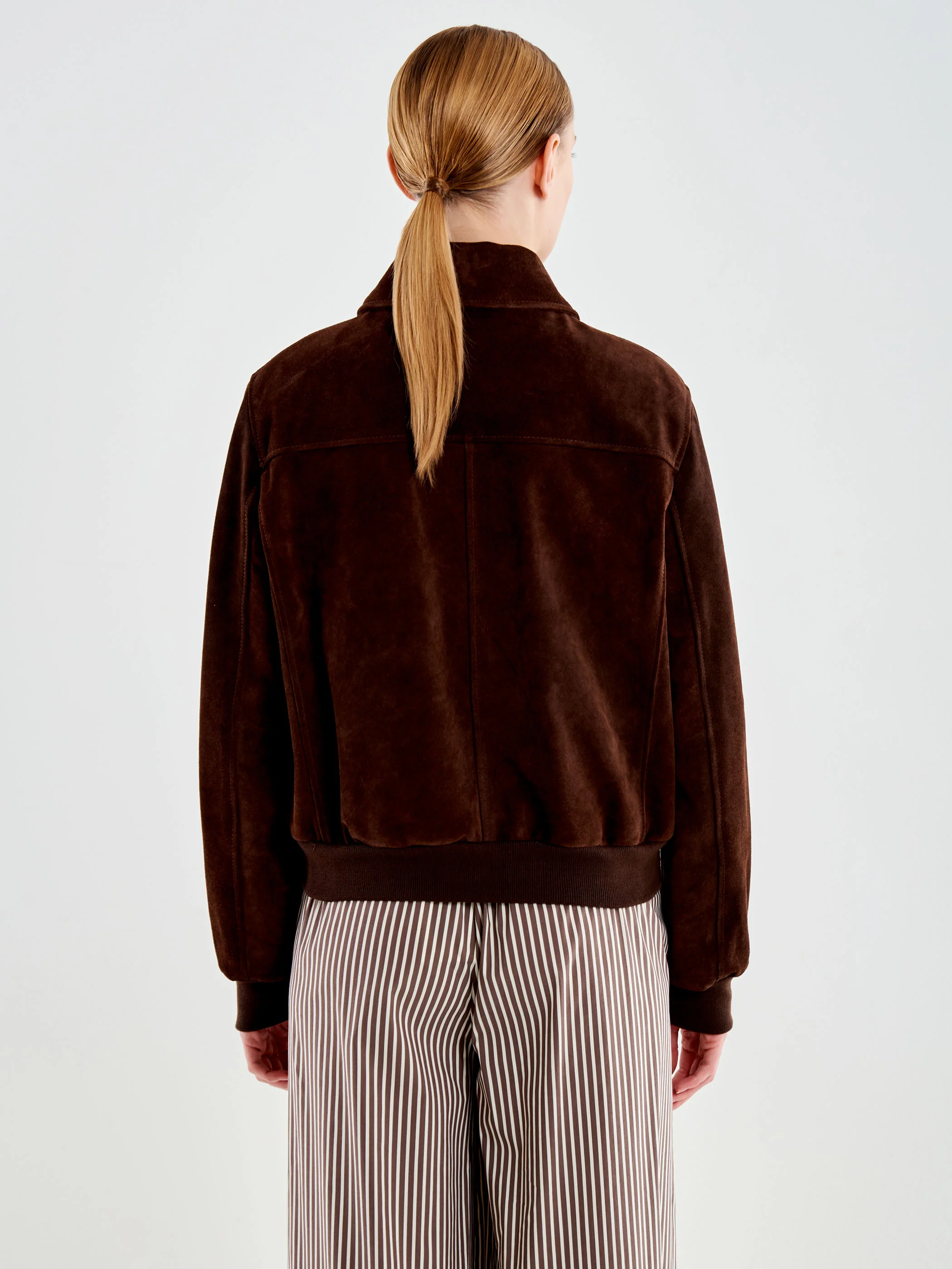 Bomber Corto Scamosciato in Vera Pelle - Image 3