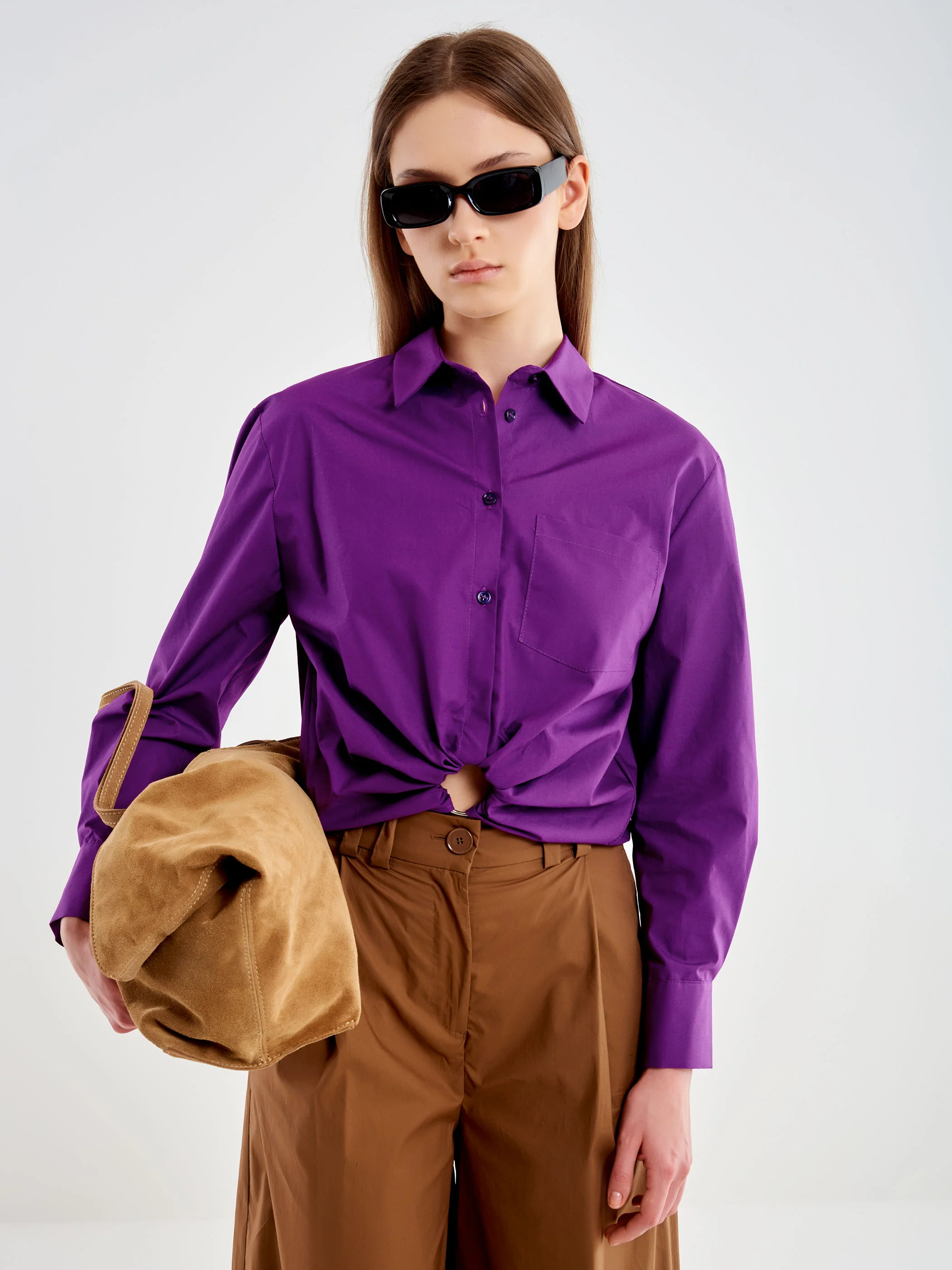 Camicia con Anello sul Fondo