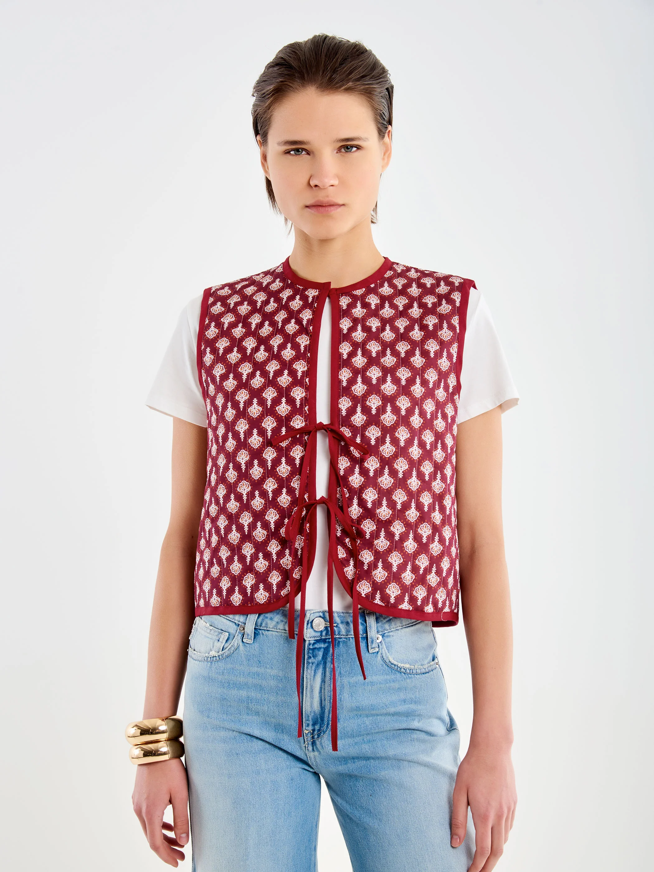 Gilet Trapuntato Reversibile con Fiocchetti