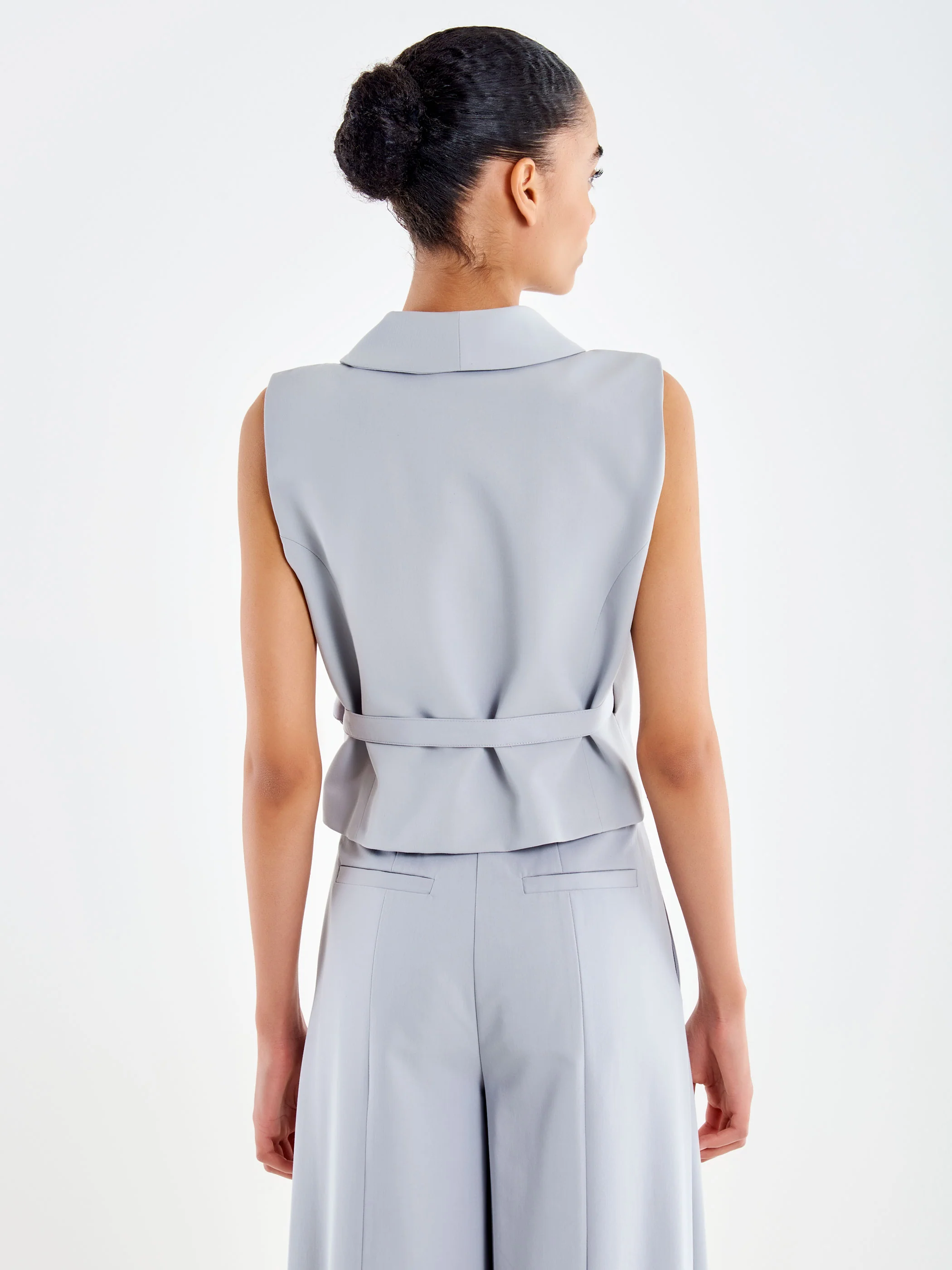 Gillet Smanicato con Cinturino - Image 3