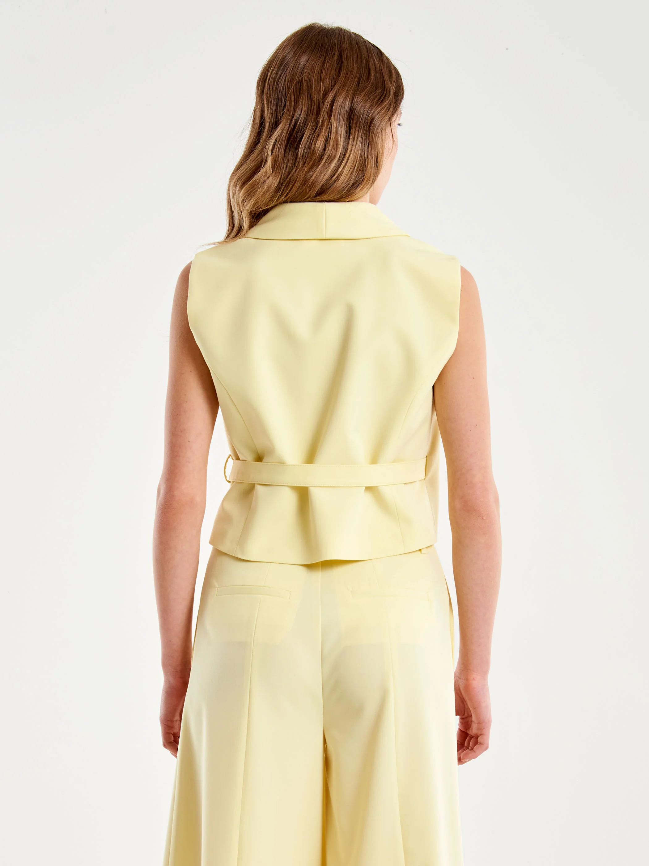 Gillet Smanicato con Cinturino - Image 3