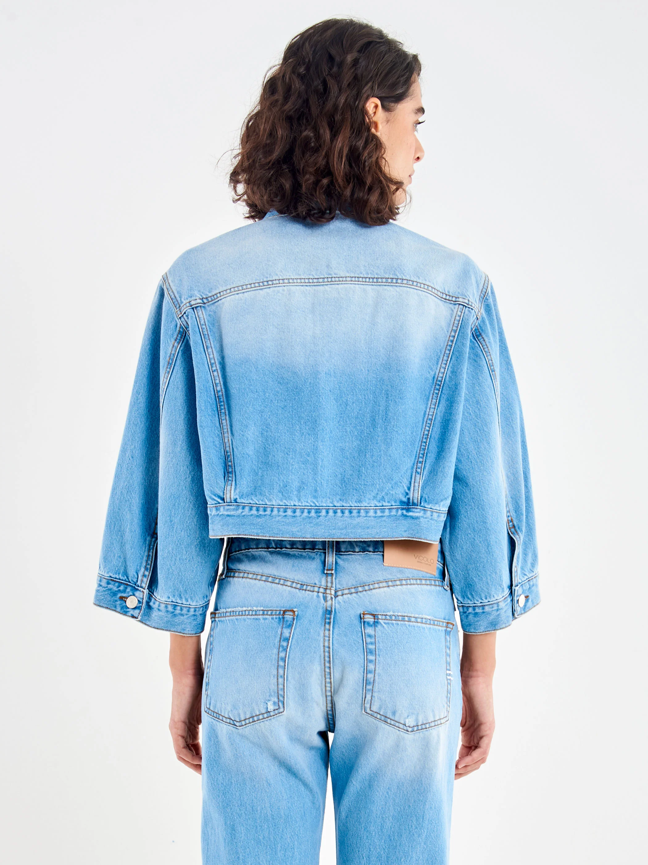 Giubbotto in Denim Bottoni Gioiello - Image 3
