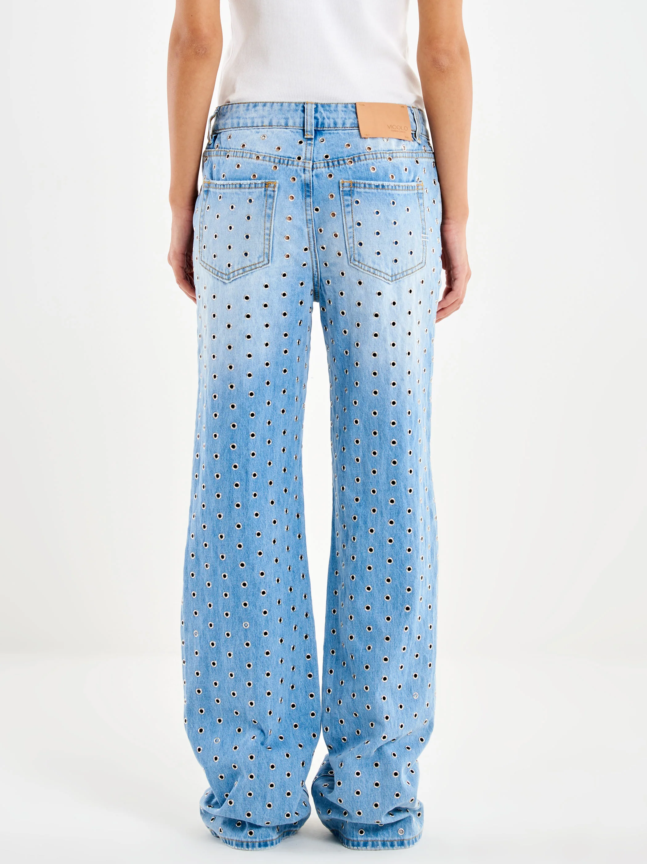 Jeans Aurora con Borchie All Over - Image 3