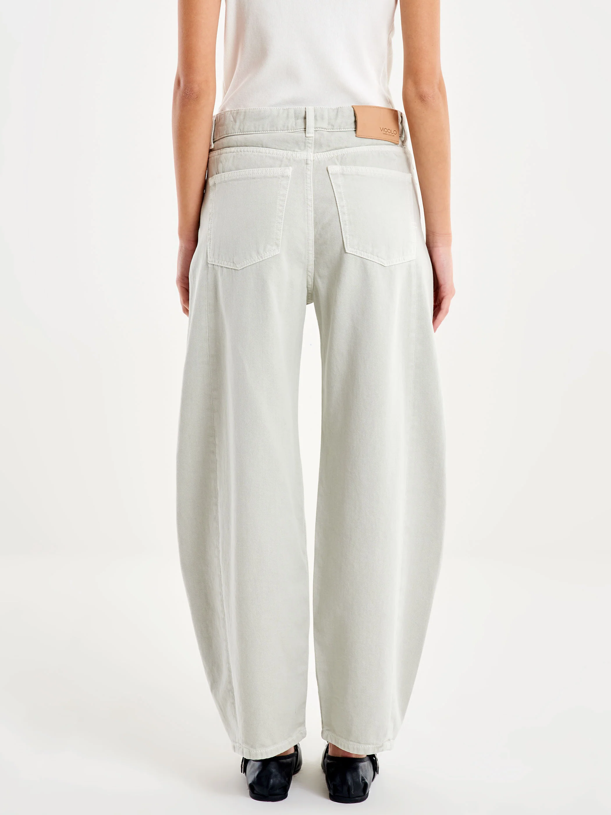 Jeans Chiara Barrel Verde - Image 3