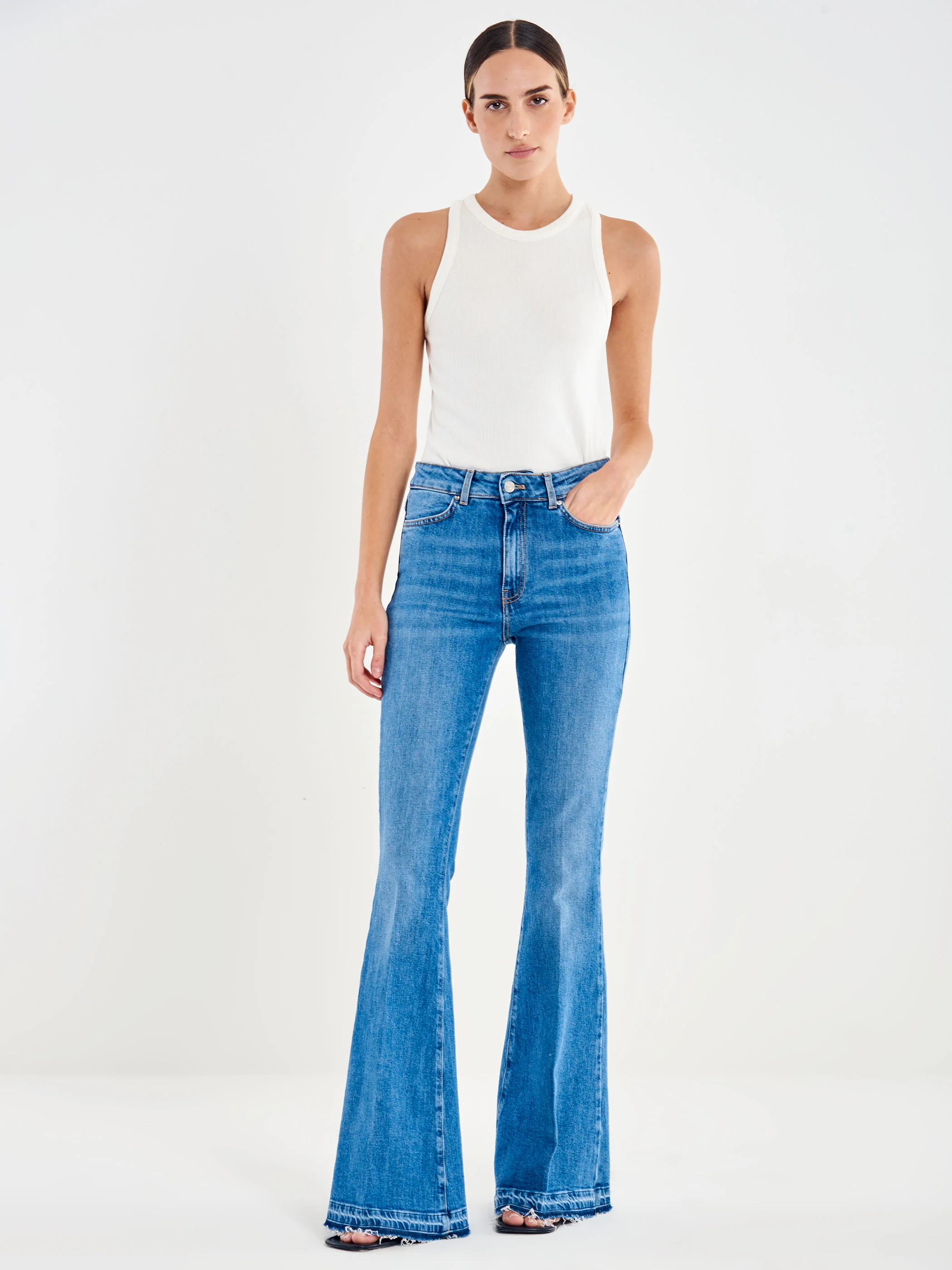 Jeans Icon Gisele Flare con Fondo Ribattuto