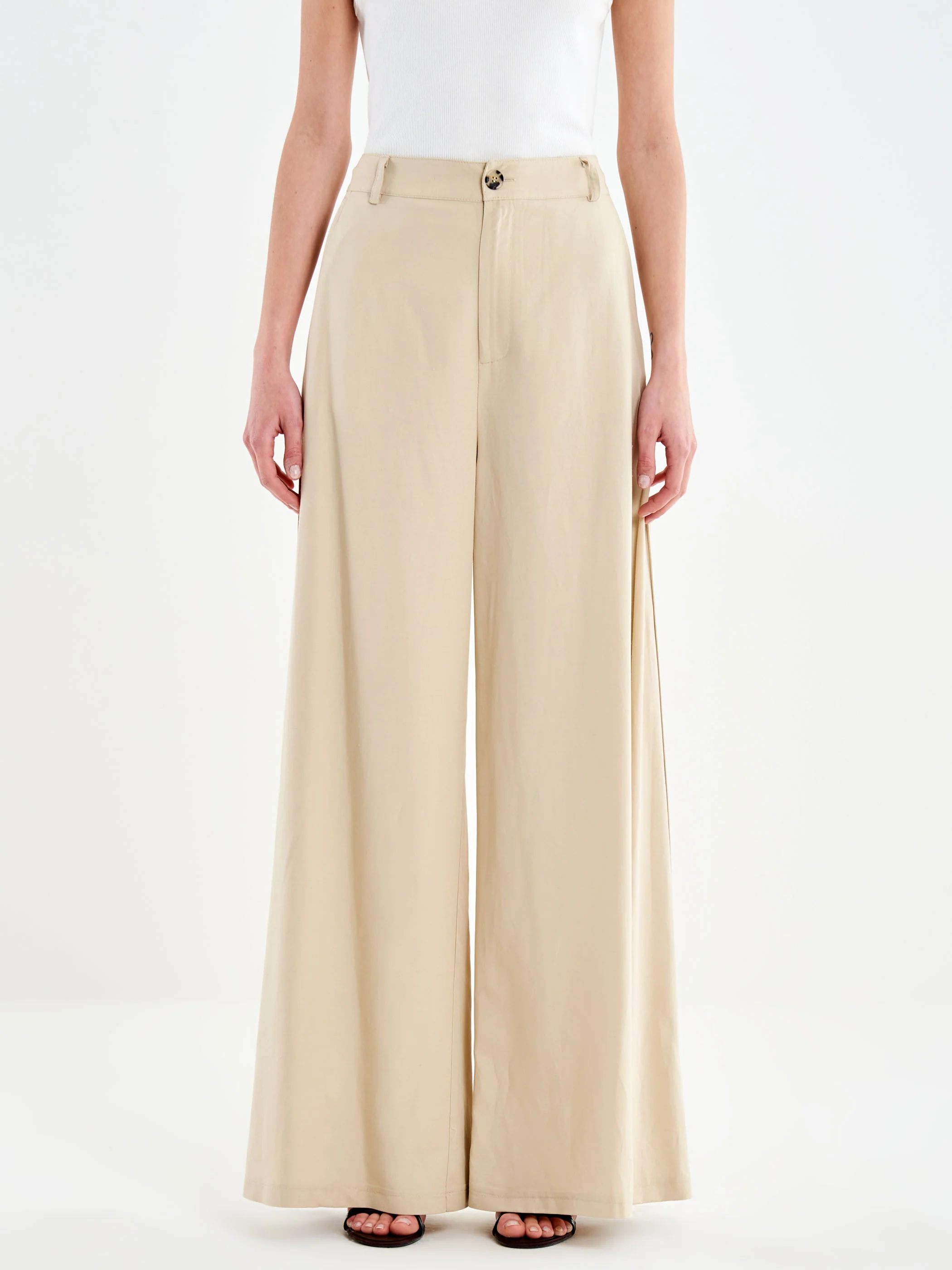 Pantalone Ampio con Spicchio Laterale - Image 2