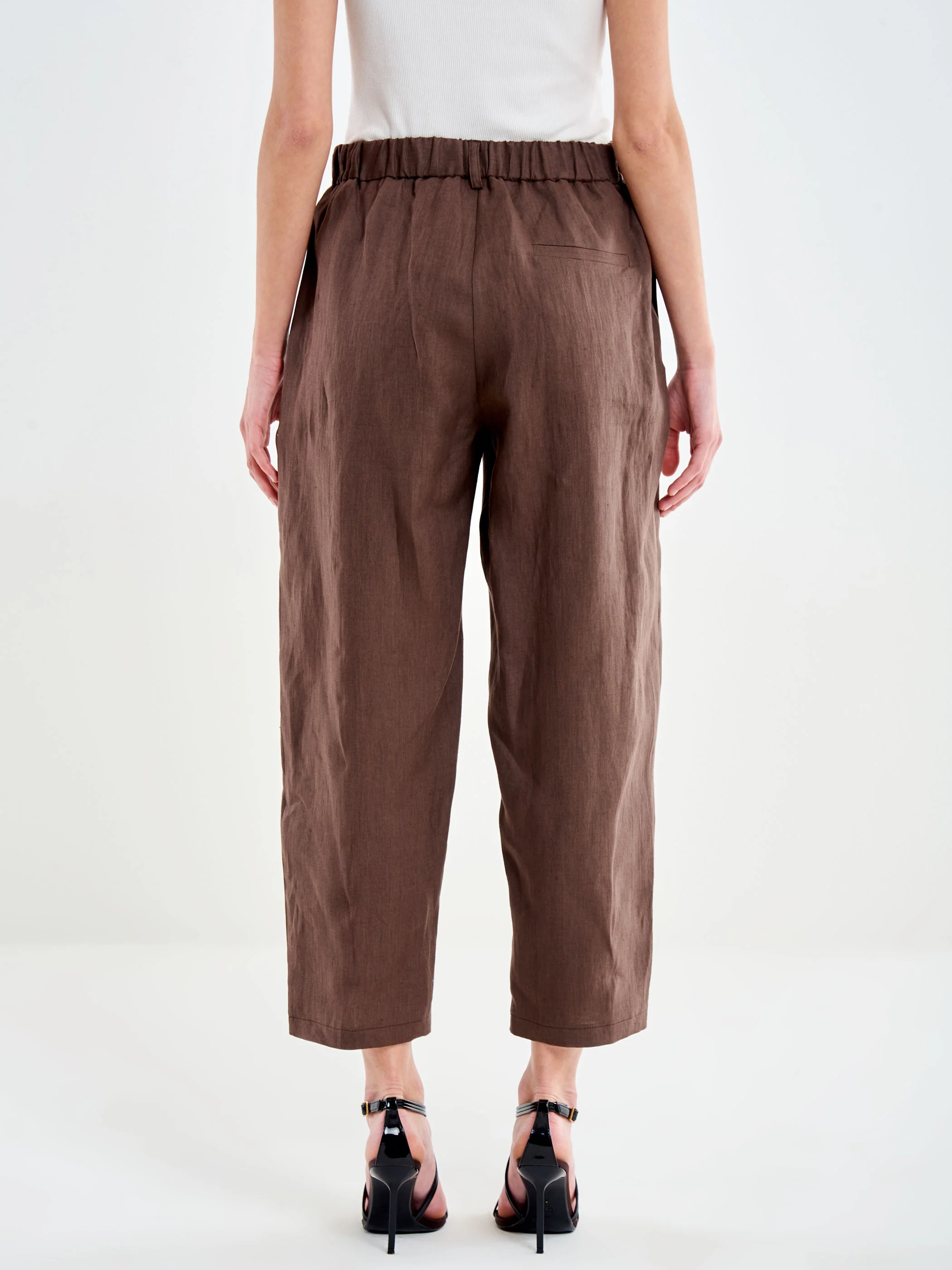 Pantalone Carrot in Lino - Image 3