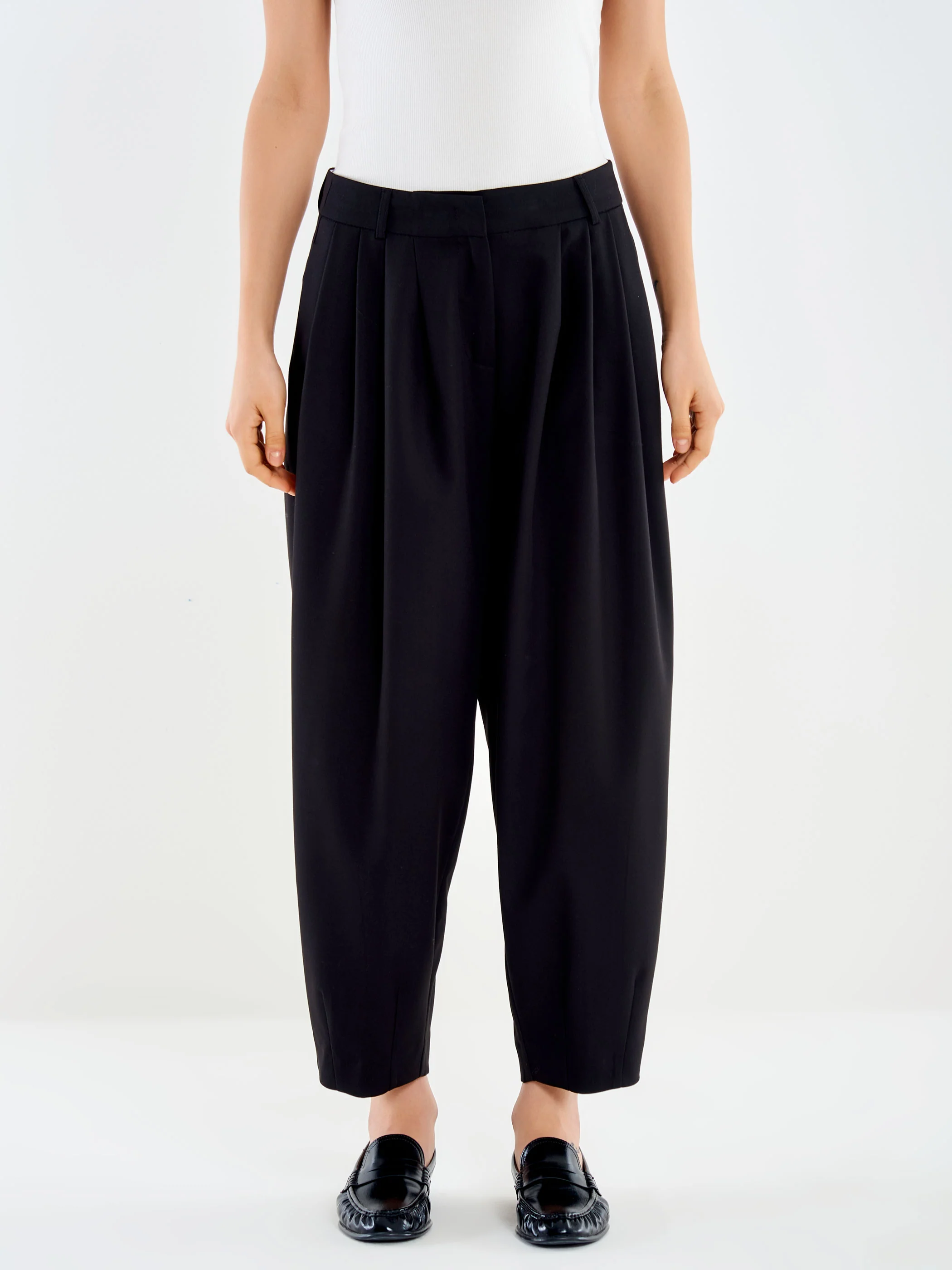 Pantalone con Pences - Image 2