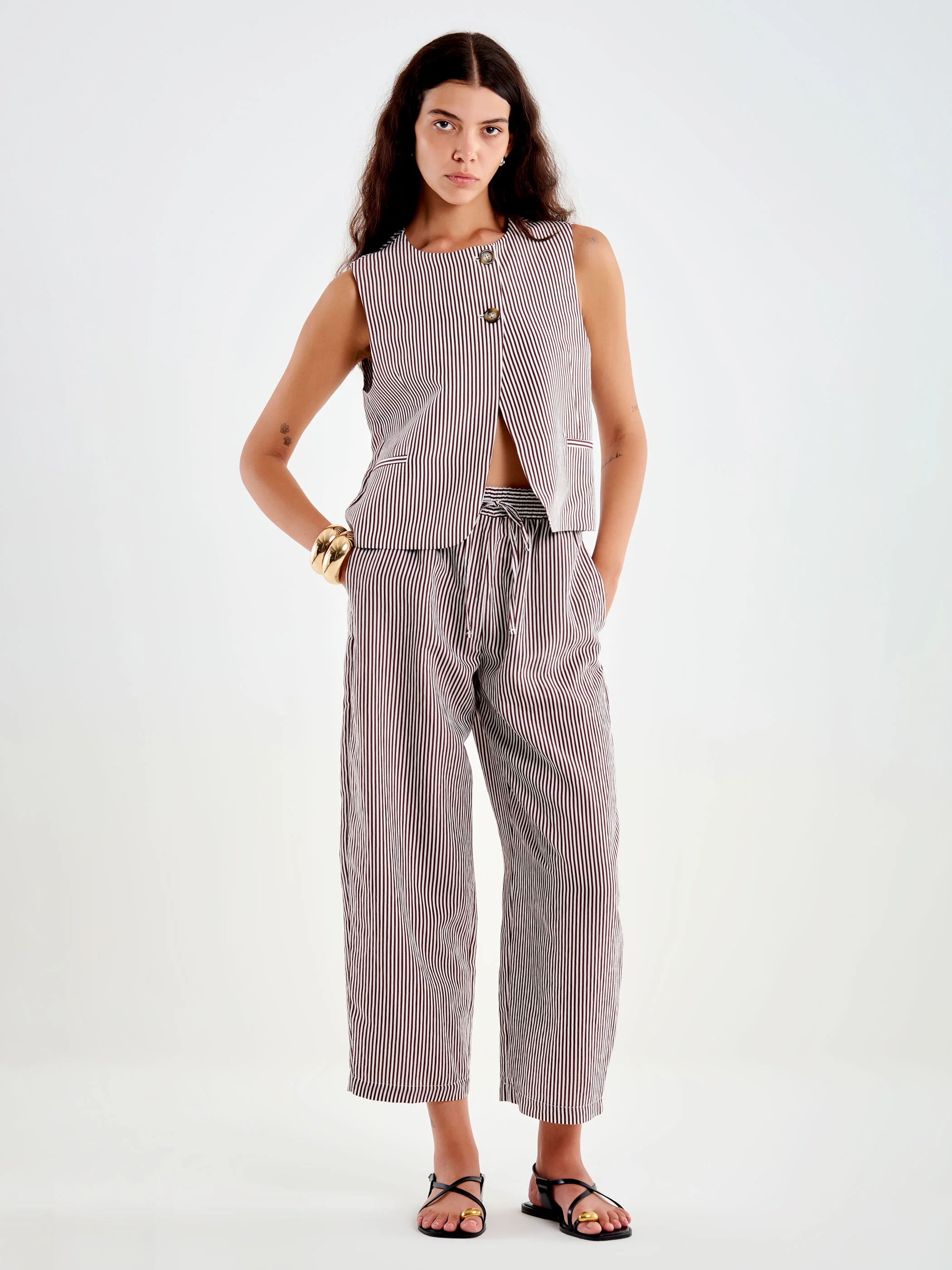 Pantaloni Carrot a Righe in Popeline