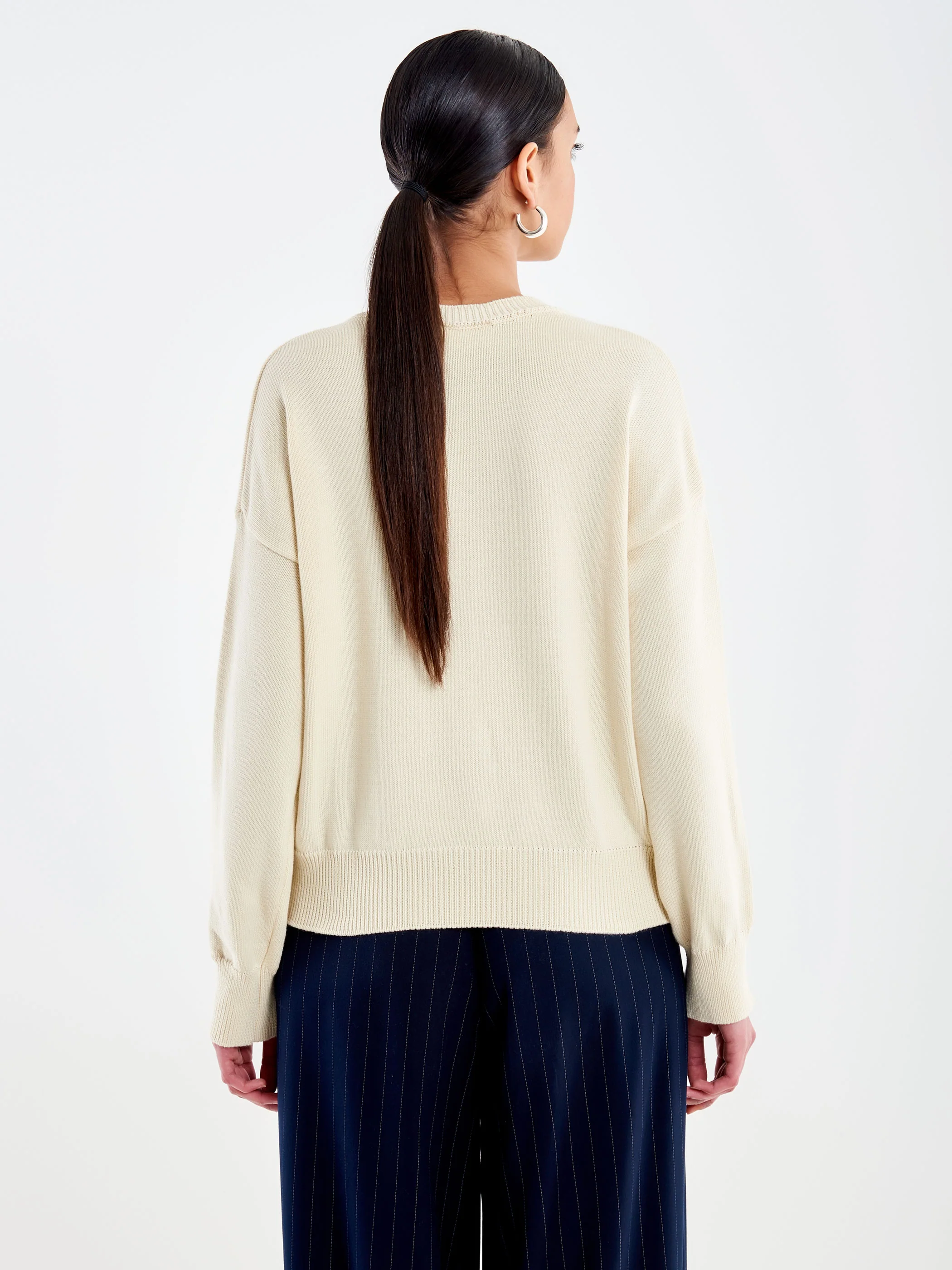 Pullover con Cuore Ricamato - Image 3