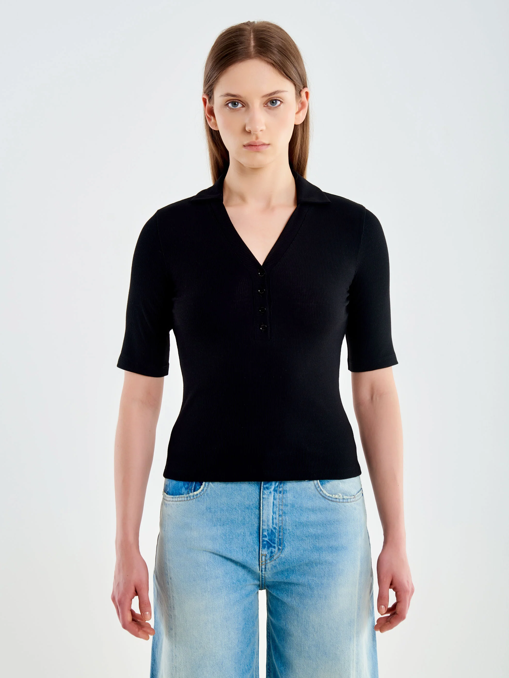 T-shirt a Costine Scollo a V - Image 2